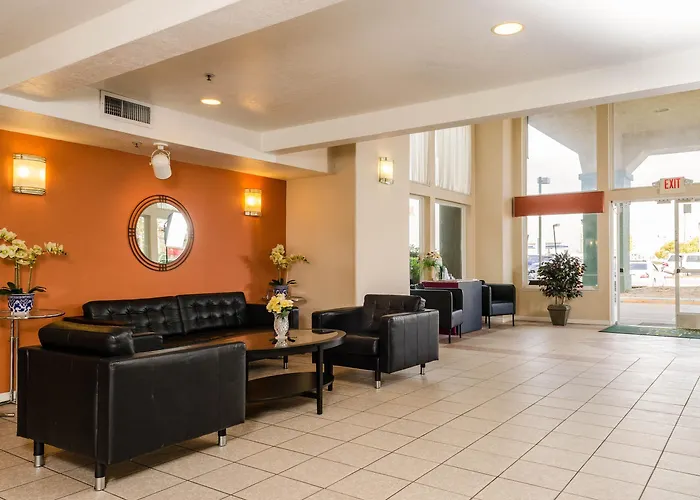 Quality Inn & Suites Lathrop
