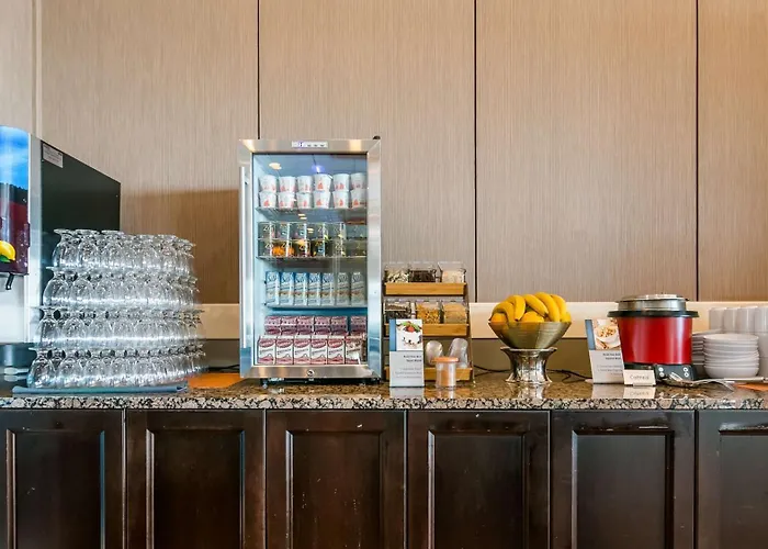 Best Western Plus Silverdale Beach Hotel