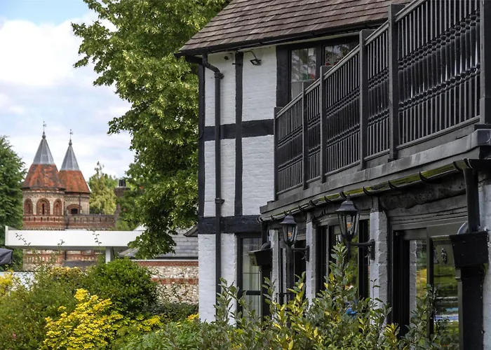 Thatchers, Leatherhead East Horsley