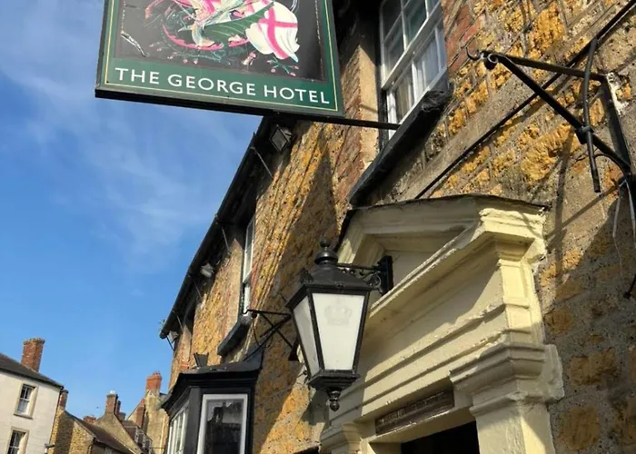 The George Hotel