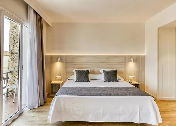 Hotel Emporium - Adults Only