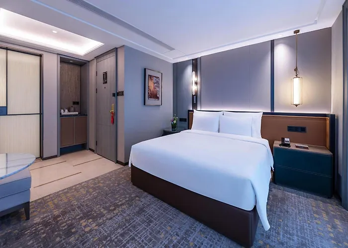 Wyndham Grand Plaza Royale Ningbo