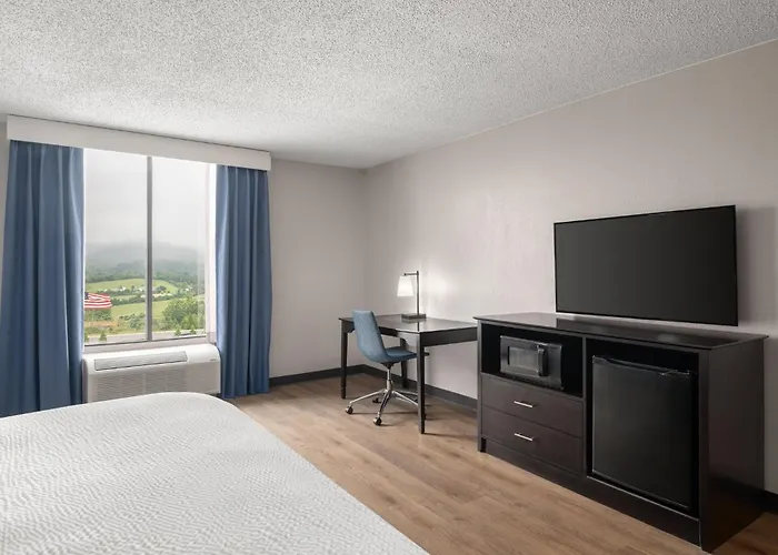 Garner Hotel Wytheville East By Ihg