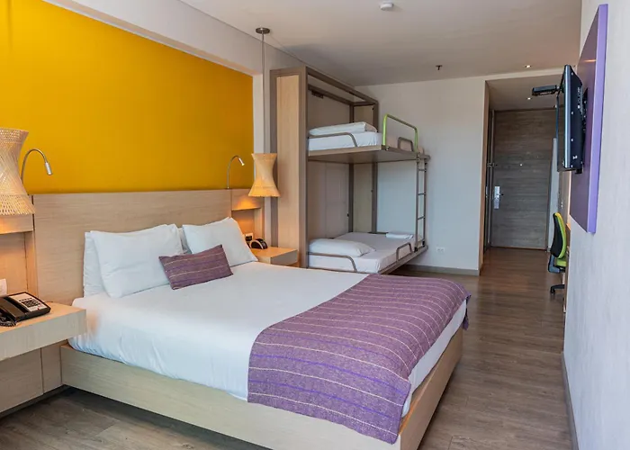 Hotel Bari Bucaramanga By Oxohotel