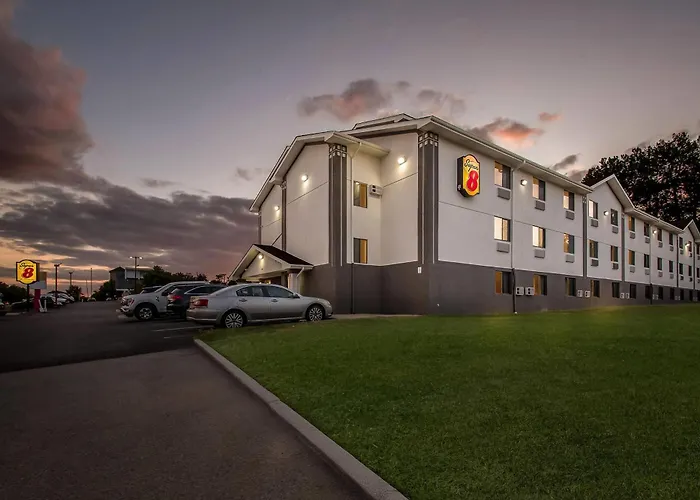 Super 8 By Wyndham Dumfries/Quantico