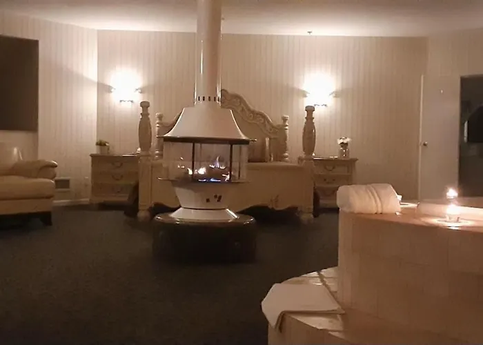 Lakeside Resort & Conference Center