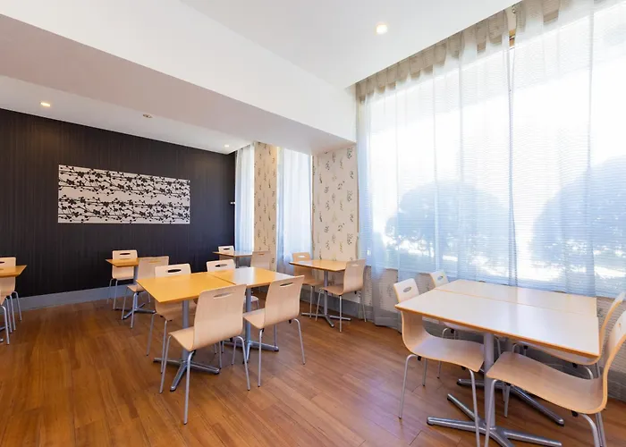 APA Hotel Aomori Eki Kenchodori