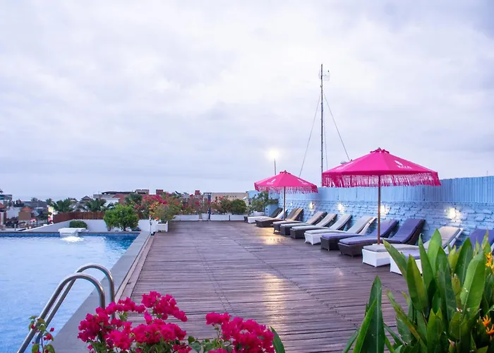 Koa D Surfer Hotel