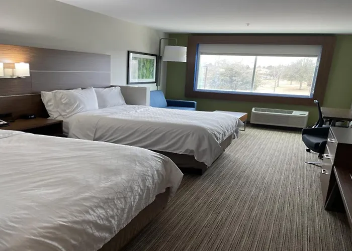 Holiday Inn Express & Suites Brenham South By Ihg