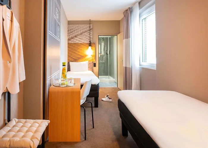 Ibis Geneve Centre Lac