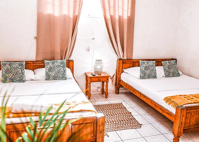 Hotel Oasis