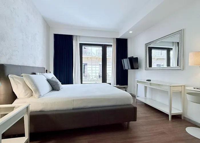 Prestige Rooms Chiaia