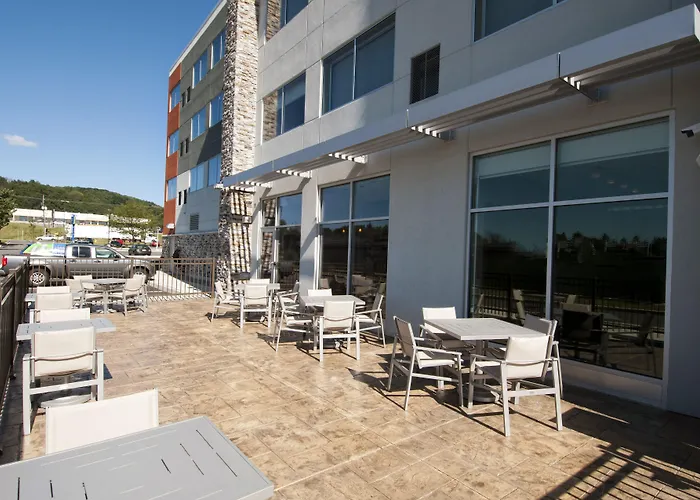 Holiday Inn Express & Suites Johnstown By Ihg