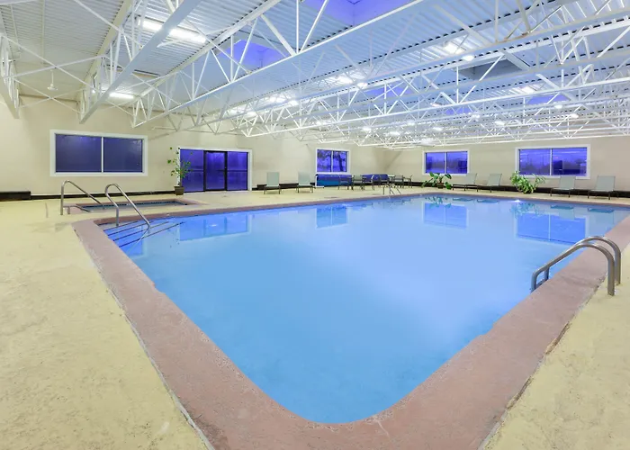 Days Inn By Wyndham Plattsburgh