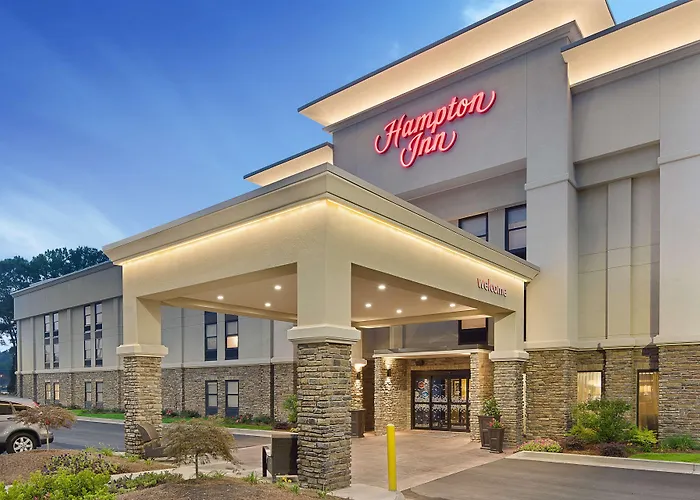 Hampton Inn Lagrange near Callaway Gardens
