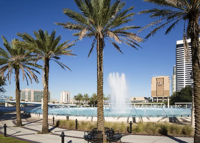 Doubletree By Hilton Hotel Jacksonville Riverfront