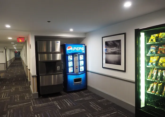 Best Western Plus Vancouver Airport Hotel