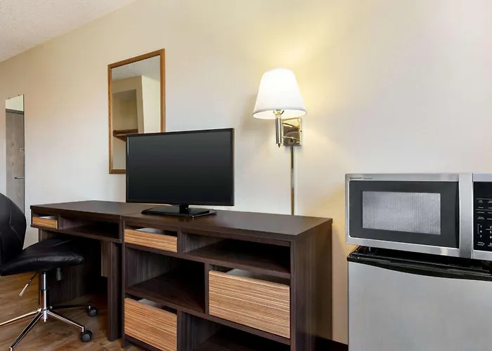 Super 8 By Wyndham Waco University Area
