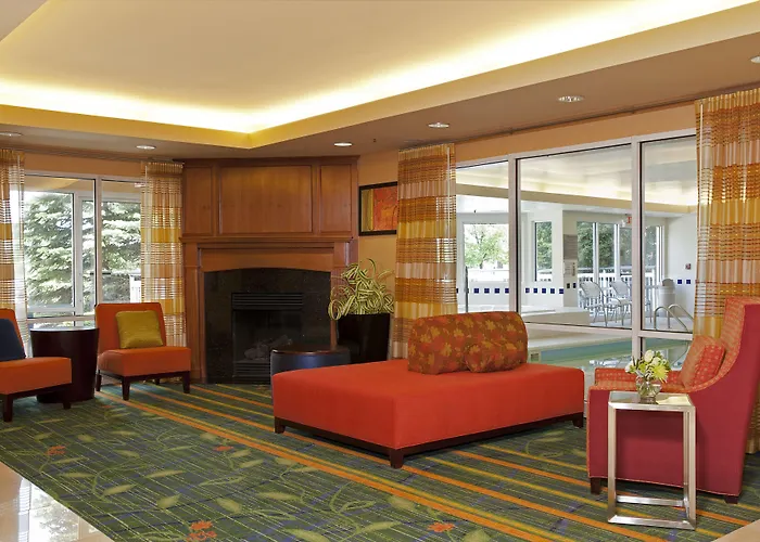 Fairfield Inn & Suites By Marriott Chicago Naperville