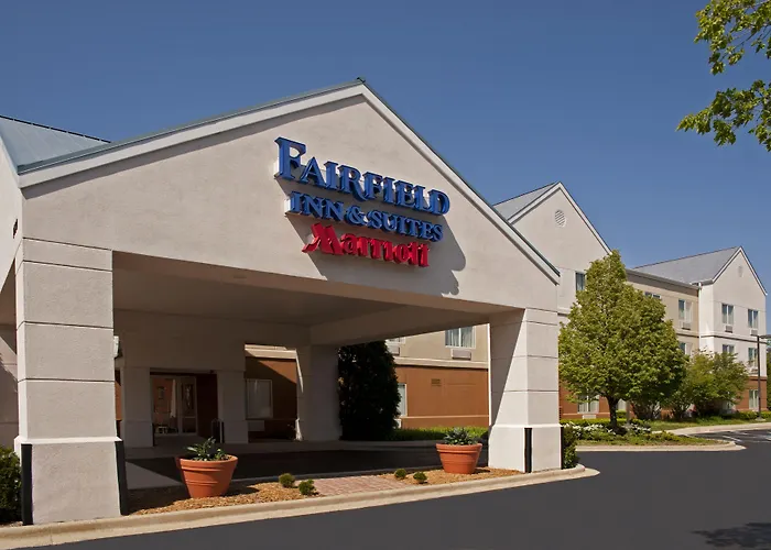 Fairfield Inn & Suites By Marriott Chicago Naperville