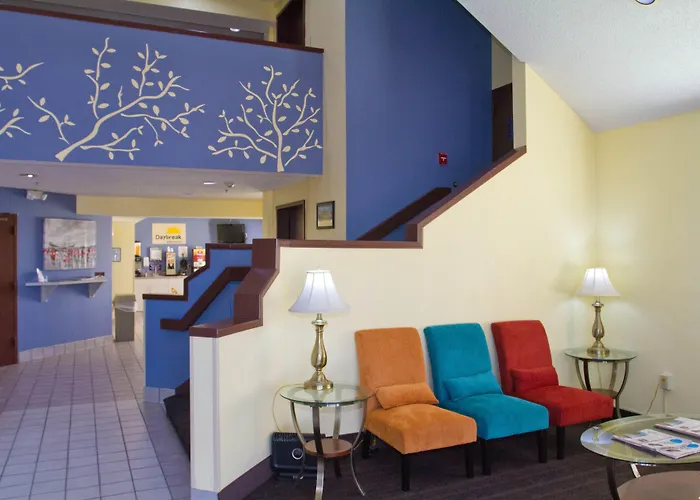 Days Inn By Wyndham Blue Springs