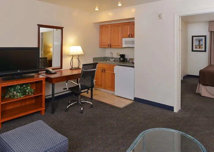 Howard Johnson By Wyndham Tempe University/Phoenix