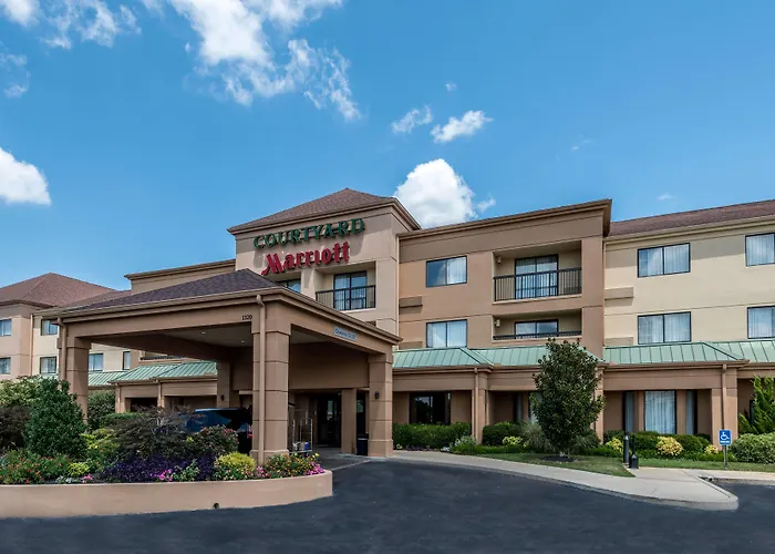 Courtyard Tupelo Hotel