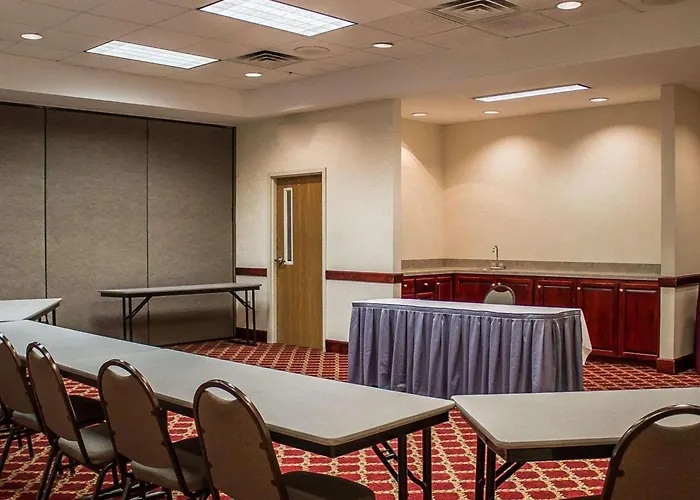 Quality Inn & Suites Bellville - Mansfield