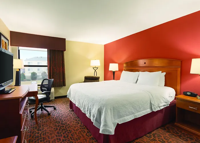 Hampton Inn Wichita-East