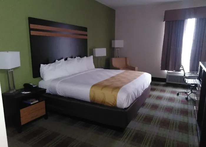 Quality Inn & Suites Mount Vernon