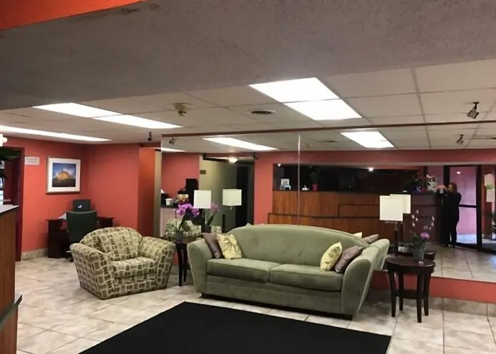 Days Inn By Wyndham Cleveland Lakewood