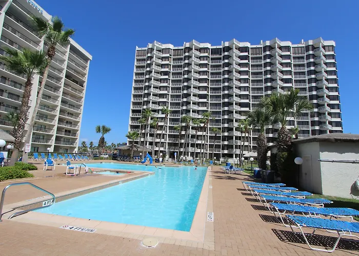 Royale Beach And Tennis Club