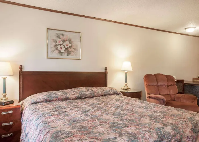 Knights Inn Greensburg