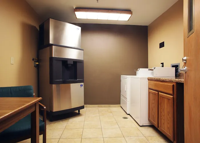 Ramada By Wyndham Spirit Lake/Okoboji