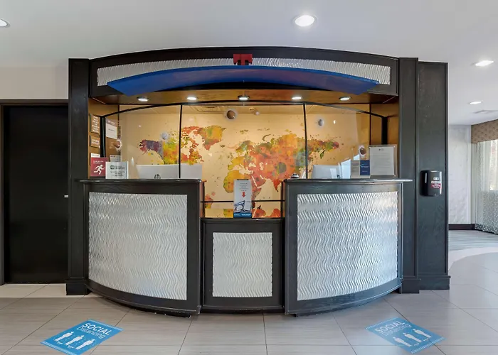 Best Western Plus Arlington North Hotel & Suites