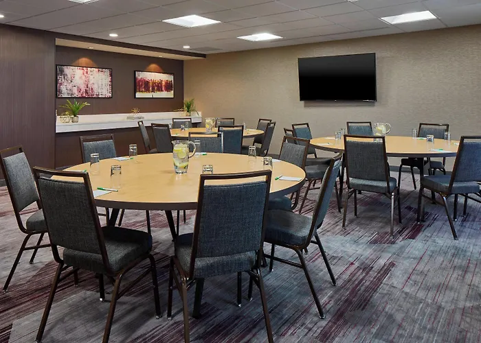 Courtyard By Marriott Albany Thruway