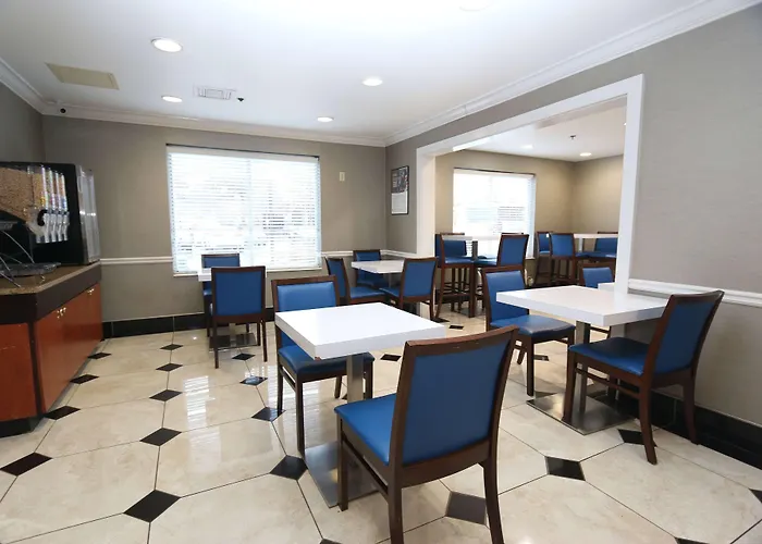 Baymont By Wyndham Lithia Springs Atlanta Hotel
