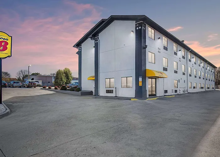Super 8 By Wyndham Johnson City