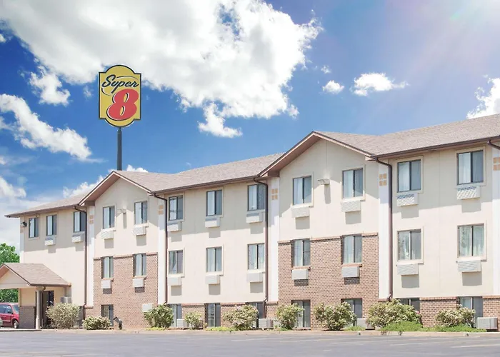 Super 8 By Wyndham Abilene Ks Hotel