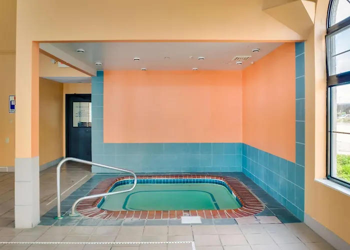 Motel 6-Richmond, In