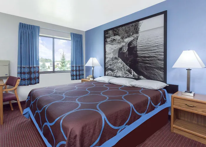 Super 8 By Wyndham Wisconsin Dells