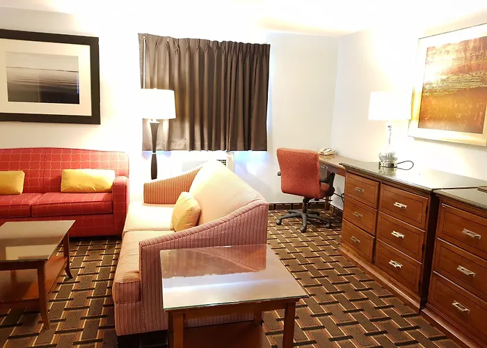 Le Mars Inn And Suites