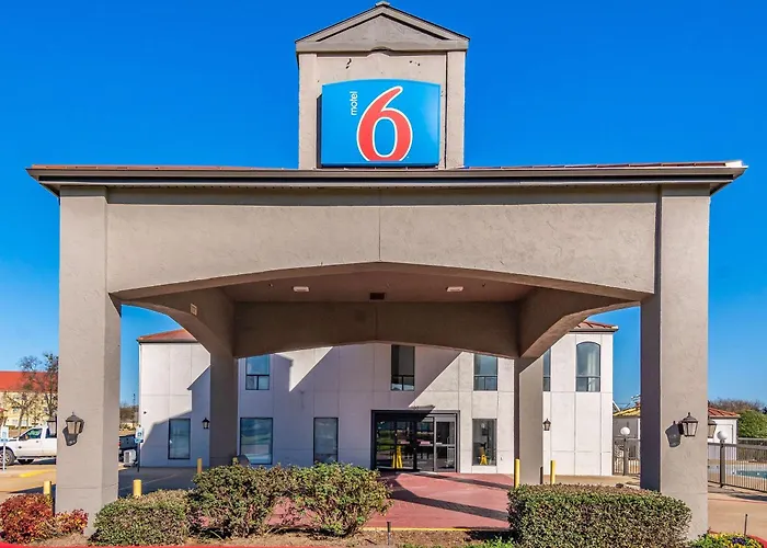 Motel 6-Ennis, Tx