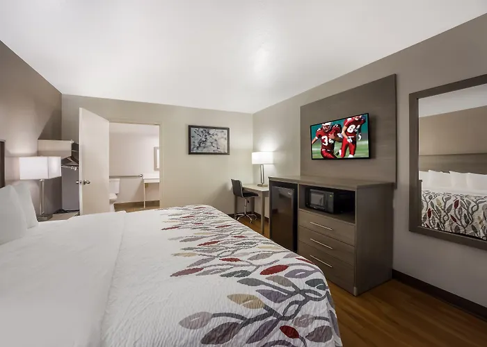 Red Roof Inn & Suites Thomasville