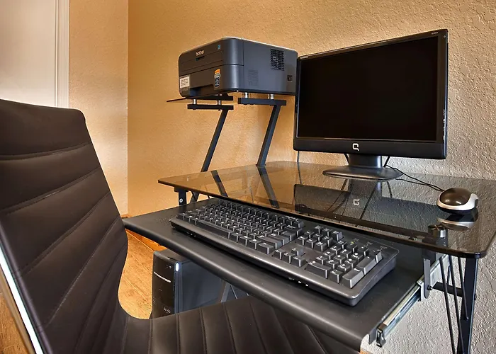 Surestay Hotel By Best Western Floresville