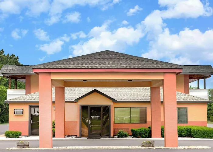 Days Inn By Wyndham Kingdom City