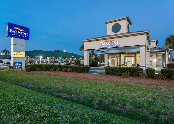 Baymont By Wyndham Marianna Hotel