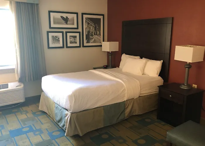 La Quinta By Wyndham Plattsburgh