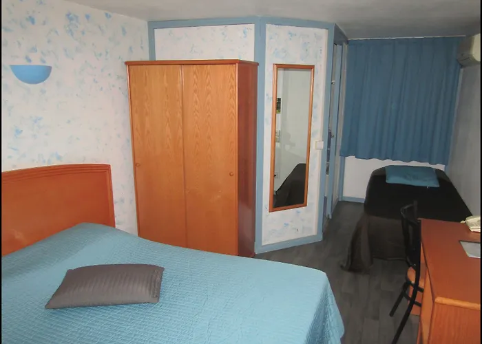 Aix Hotel