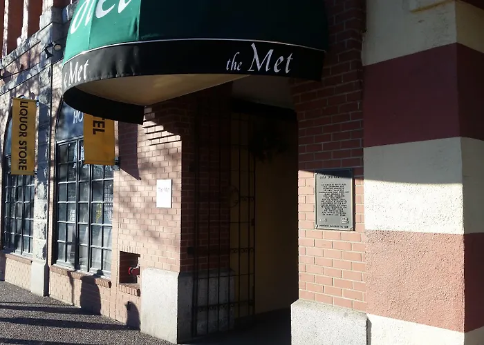 The Met Hotel